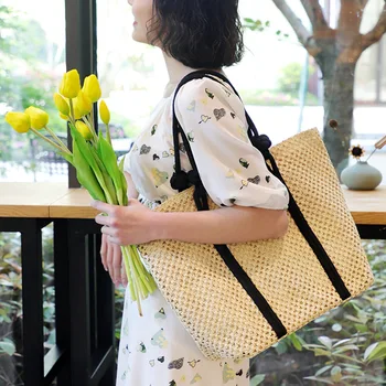 Trendy Slamy Ženy Tote Bag Luxusné Dizajnér 2022 Ratan Tkané Kabelky Ručné Cestovné Shopper Taška cez Rameno Bežné Plážová Taška nové